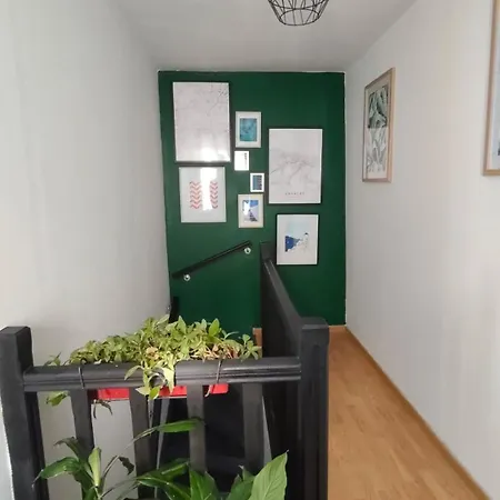 Privatunterkunft 2 *